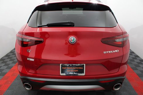 Used 2018 Alfa Romeo Stelvio Sport w/ Quick Order Package 22J Sport image 6