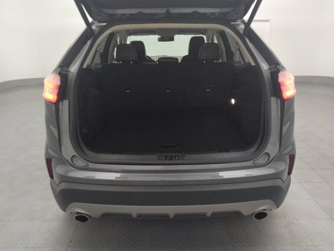 Used 2024 Ford Edge Titanium image 29