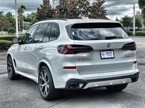 New 2026 BMW X5 xDrive50e w/ M Sport Package image 11