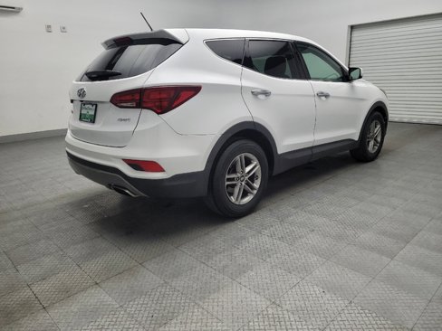 Used 2018 Hyundai Santa Fe Sport image 9
