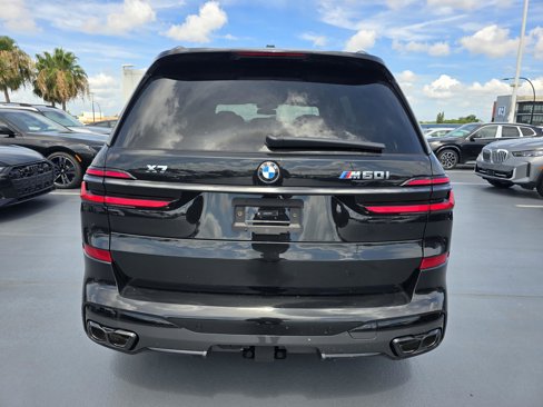 New 2026 BMW X7 M60i w/ Executive Package image 6