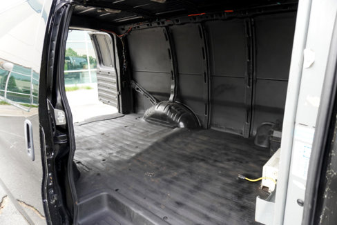 Used 2014 Chevrolet Express 1500 image 18