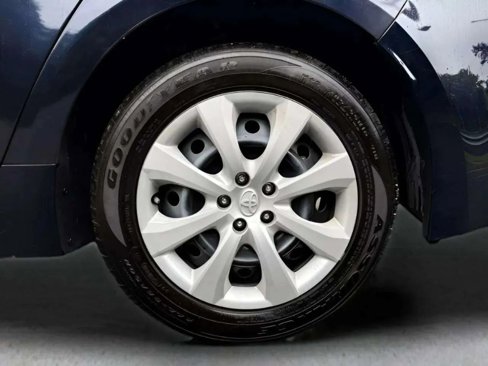 Used 2024 Toyota Corolla LE image 34