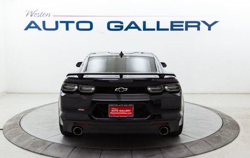 Used 2021 Chevrolet Camaro SS image 4