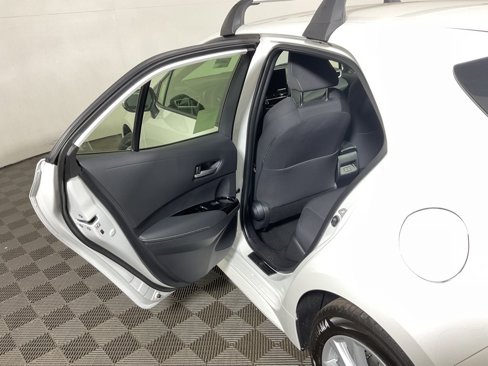New 2025 Toyota Corolla SE image 30