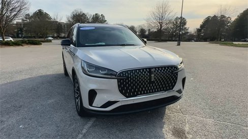 New 2025 Lincoln Aviator Reserve w/ Illumination Package image 3