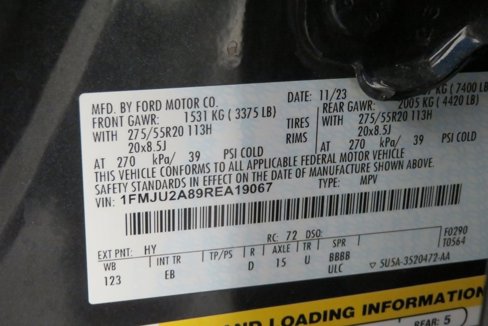 Used 2024 Ford Expedition Limited image 40