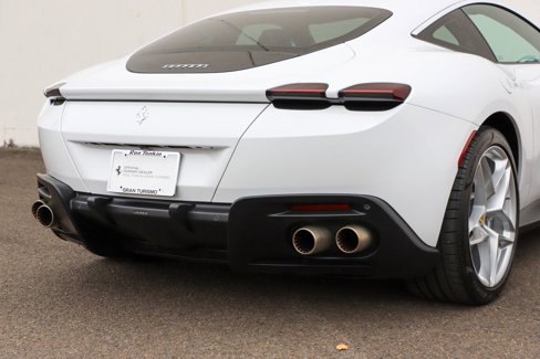 Certified 2023 Ferrari Roma image 29