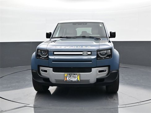 Used 2024 Land Rover Defender 110 S image 2