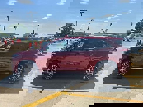 Used 2025 Buick Enclave Avenir w/ Super Cruise Package image 6