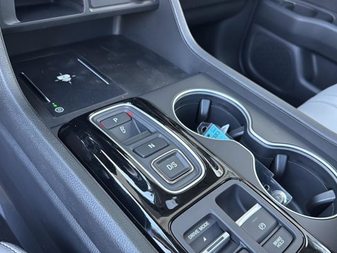 New 2025 Honda Pilot Touring image 25