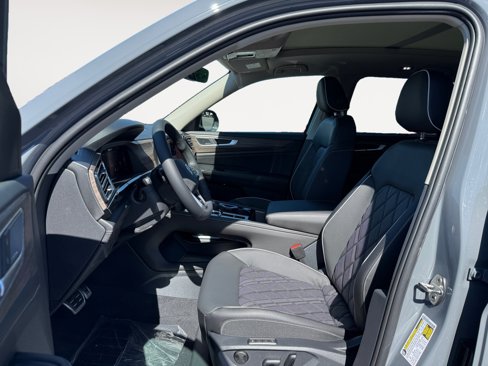 New 2025 Volkswagen Atlas SEL Premium R-Line image 10