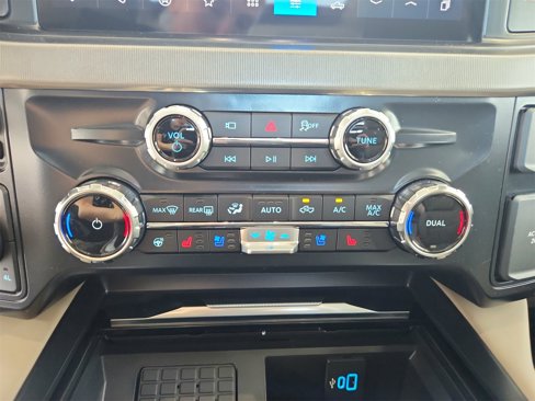 New 2026 Ford F450 Platinum image 26
