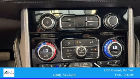 Used 2023 GMC Yukon XL Denali image 34