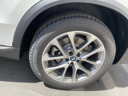 New 2026 BMW X5 xDrive40i w/ Parking Assistance Package image 22