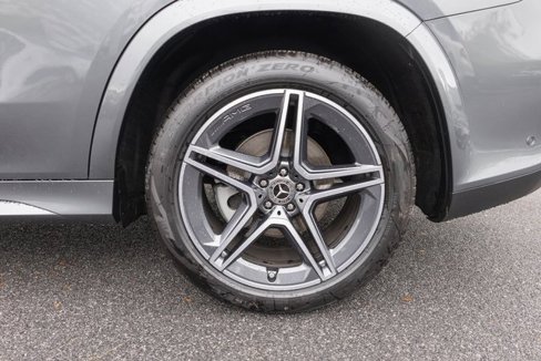 New 2025 Mercedes-Benz GLS 450 4MATIC image 6
