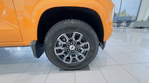 New 2025 Chevrolet Colorado Z71 w/ Z71 Convenience Package 2 image 4