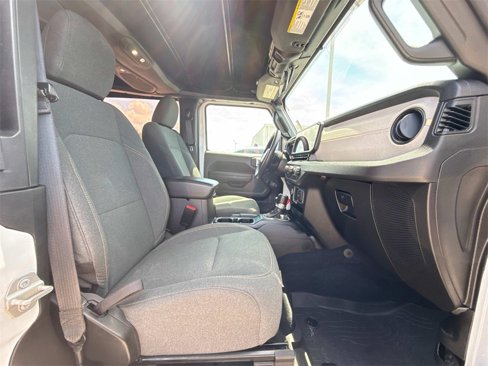 Used 2024 Jeep Wrangler Sport image 29