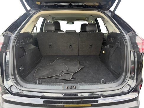 Used 2024 Ford Edge Titanium image 33
