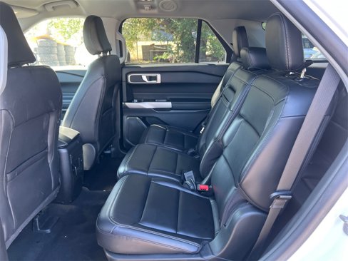 Used 2023 Ford Explorer XLT w/ Equipment Group 202A image 24