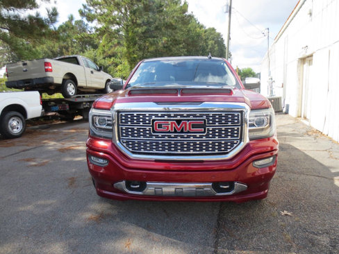 Used 2017 GMC Sierra 1500 Denali w/ Denali Ultimate Package image 3