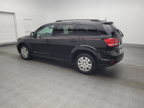 Used 2019 Dodge Journey SE image 3