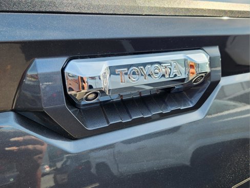 New 2025 Toyota Tundra Limited image 11
