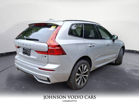 Certified 2025 Volvo XC60 B5 Plus image 27