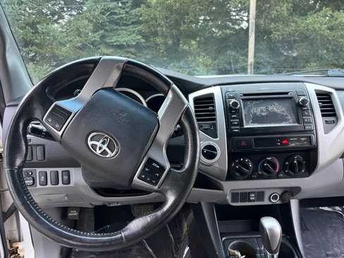 Used 2013 Toyota Tacoma 4x4 Double Cab image 7