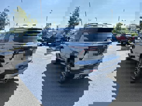 New 2026 Chevrolet Traverse LT w/ Driver Confidence Package image 5