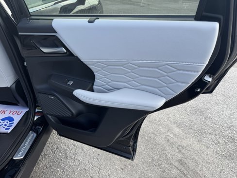 New 2025 Mitsubishi Outlander SEL image 31