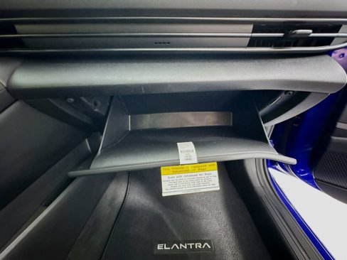 Used 2025 Hyundai Elantra Sport w/ Cargo Package image 36