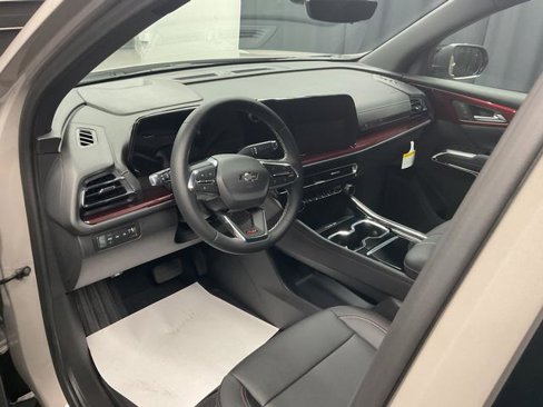 New 2026 Chevrolet Traverse Z71 w/ Driver Confidence Package image 11