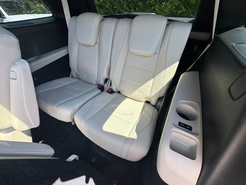 New 2026 Mercedes-Benz GLS 450 4MATIC image 26