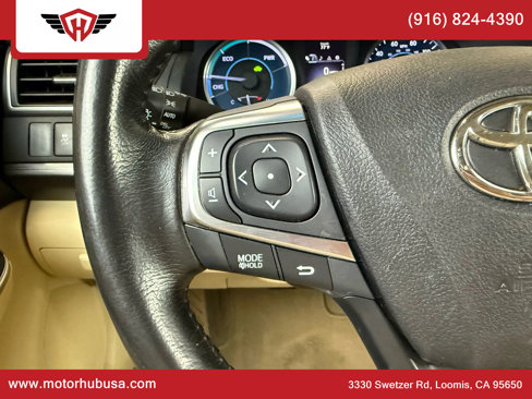 Used 2016 Toyota Camry XLE image 23