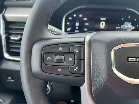 Used 2025 GMC Sierra 3500 Denali w/ Denali Reserve Package image 39