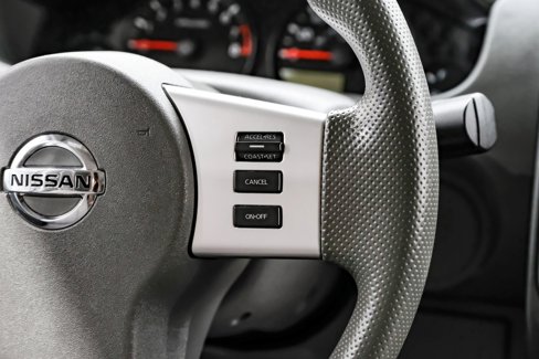 Used 2021 Nissan Frontier SV w/ Midnight Edition Floor Mats image 31
