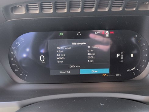 New 2026 Volvo XC90 B6 Plus w/ Protection Package Premier image 17