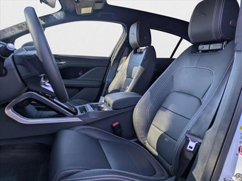 New 2024 Jaguar I-PACE R-Dynamic HSE image 4