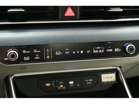 New 2026 Kia Carnival SX image 33