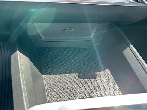 New 2026 Chevrolet Equinox LT w/ Convenience Package II image 21