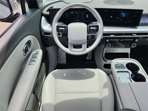 New 2026 Hyundai Ioniq 9 Calligraphy image 8