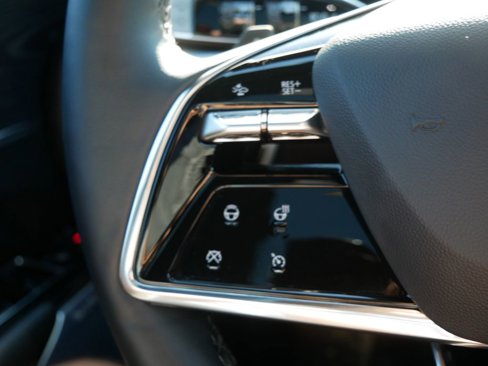 Used 2024 Cadillac Lyriq Luxury w/ LPO, Floor Liner Package image 27