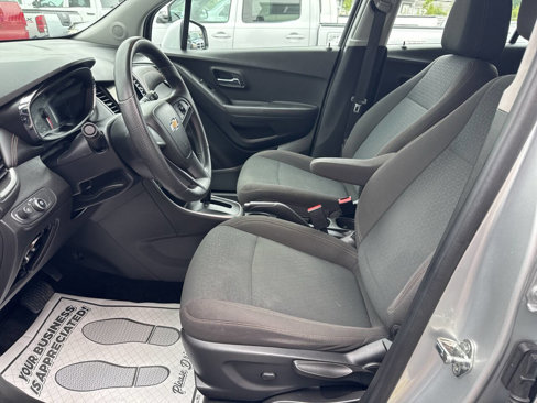 Used 2018 Chevrolet Trax LS image 13