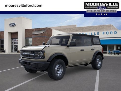 New 2025 Ford Bronco 4-Door image 1