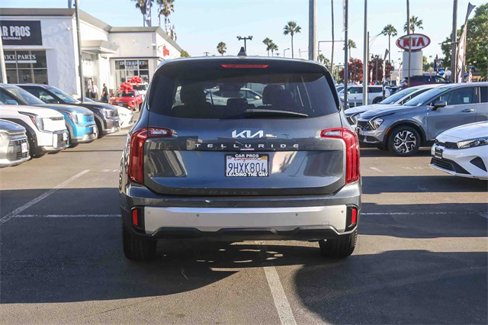 Used 2024 Kia Telluride LX image 9
