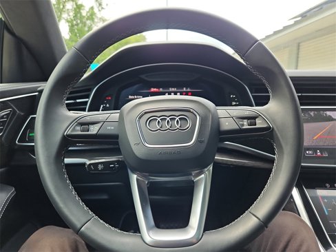 Used 2024 Audi Q8 Prestige image 36