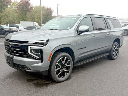 New 2026 Chevrolet Suburban RST image 3