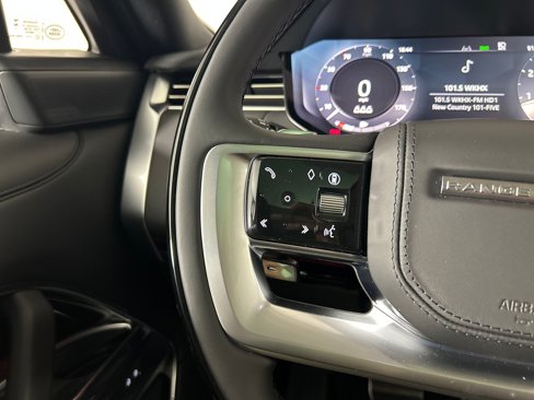 New 2025 Land Rover Range Rover SE image 14