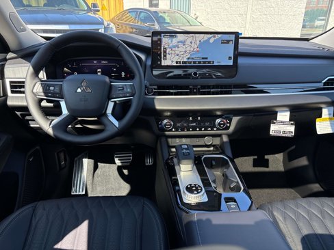 New 2025 Mitsubishi Outlander SEL image 8